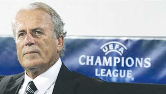 Mustafa Denizli'den Galatasaraylı futbolcuya eleştiri