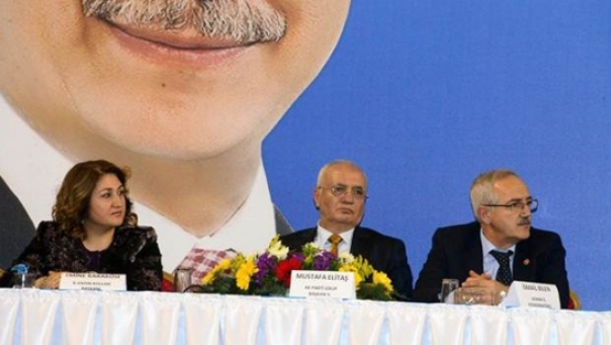 Milletvekili kongrede abisinin vefatını öğrendi