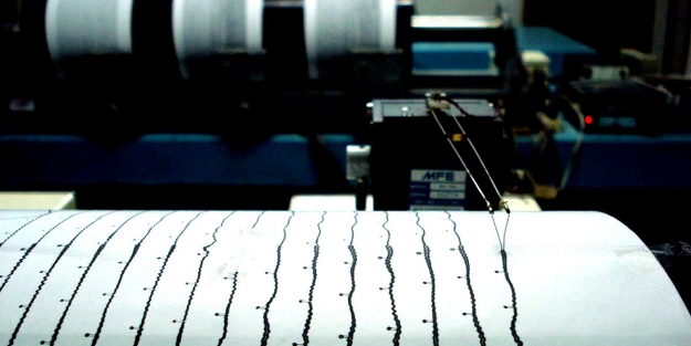 Van Gölü'nde deprem!