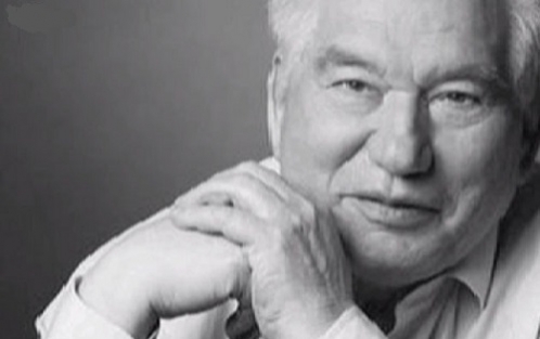 Kırgızlar Aytmatov’u anıyor