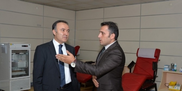 Vali Altıparmak: “kan Bağışı Bir Vatandaşlık Görevidir”