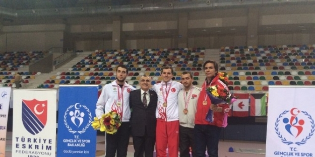 Eskrimde Altın Madalya Adıyaman’ın