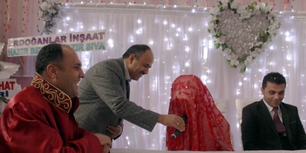 Belediye Başkanı Özaltun, Kardeşinin Nikahını Kıydı