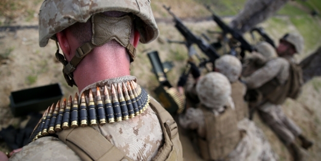 Askeri üsse saldırı: 10 ölü