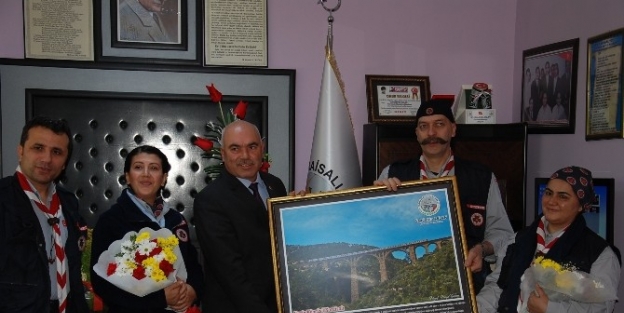 İzciler Karaisalı’yı Ziyaret Etti