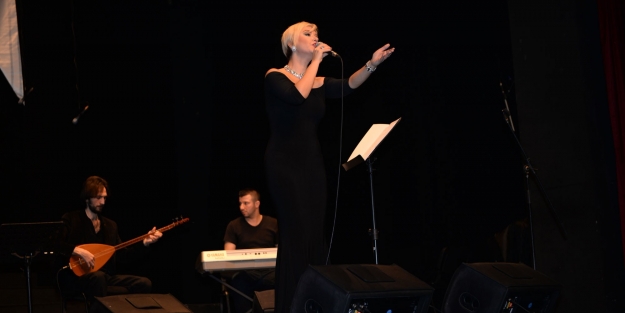 TKM’de türkü gecesi