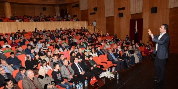Aksaray’da Etkili Ders Çalişma Konferansı