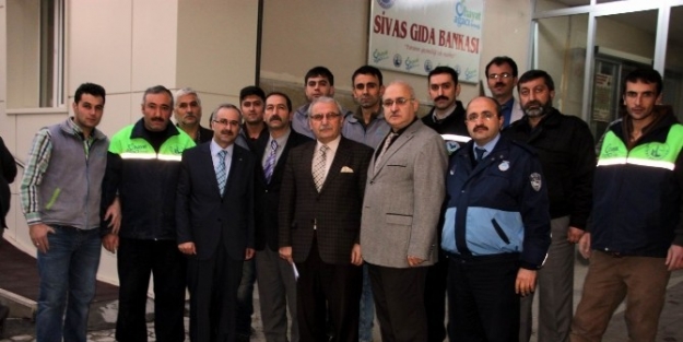 Hayırsever İş Adamından, Hayat Ağacı Derneğine Yardım