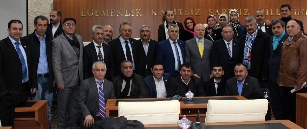 Gurbetteki Dadaşlardan Başkan Sekmen’e Övgü