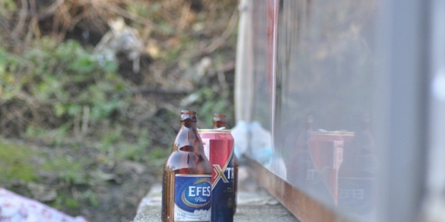 Lise Öğrencileri Mahalle Halkını İsyan Ettirdi