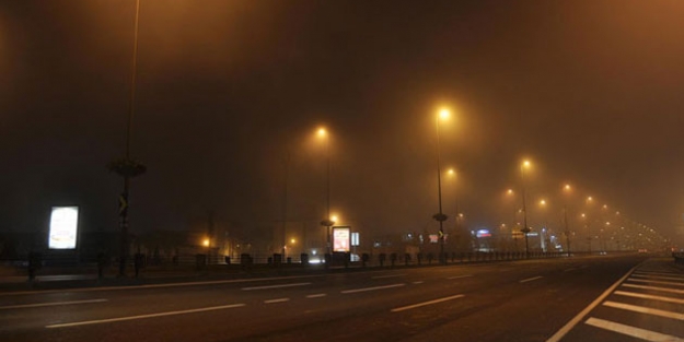 Hava trafiğine sis engeli