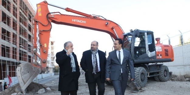 Bornova’da Yeni Yollar Açılıyor