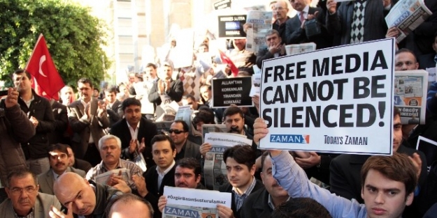 Adana’da 14 Aralık Operasyonu Protesto Edildi