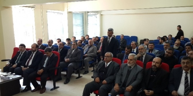 Dr. Yüksel Salman Eğitim Merkezinde Konferans Verdi