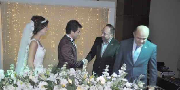 Başkan Üzülmez Cemiyetlerde