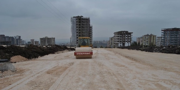 Karaköprü’de Yeni Yolların Yapımı Sürüyor