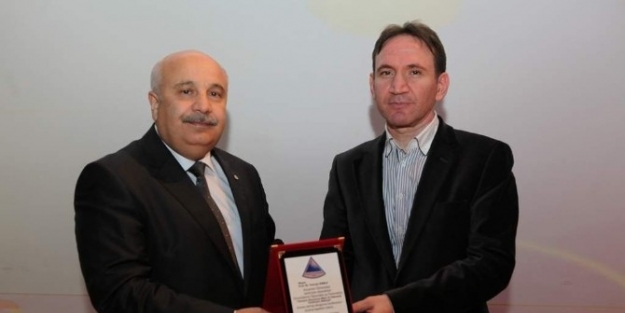 “osmanlı Dünyasında Bilim Ve Teknoloji Tarihinden Bakmak” Konulu Konferans