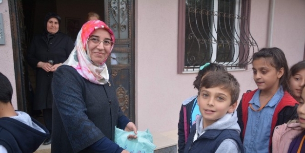 Bilgi Evi Öğrencilerinden İhtiyaç Sahiplerine Yardım