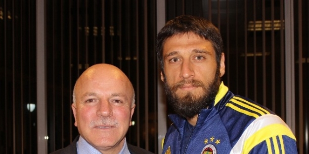 Fenerbahçeli Egemen Korkmaz’dan Sekmen’e Övgü...