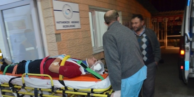 Motosiklet 3 Metrelik Su Kanalına Uçtu