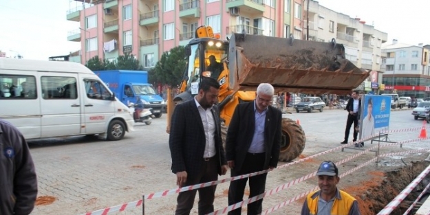 Burdur Caddesi’nde Yağmur Drenajı Çalişmalari Başladı