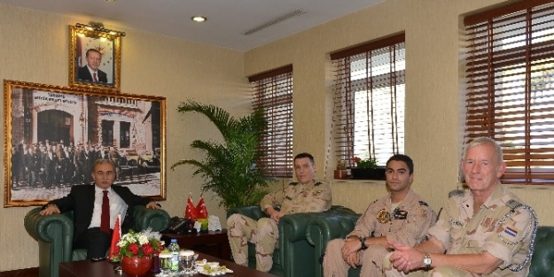 Patriot Komutanı Albay Vredegoor’dan Vali Büyük’e Veda Ziyareti