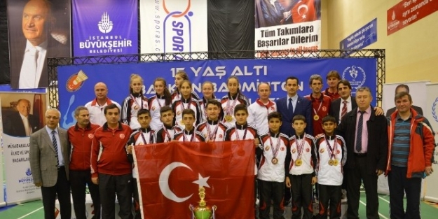 Badminton’da Balkan Şampiyonu Oldular