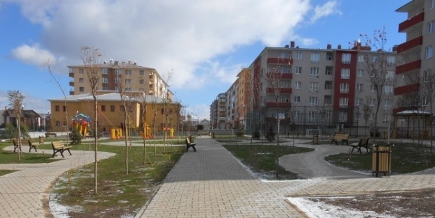 Palandöken Belediyesin’den, Çocuklara 2015 Yılının İlk Hediyesi