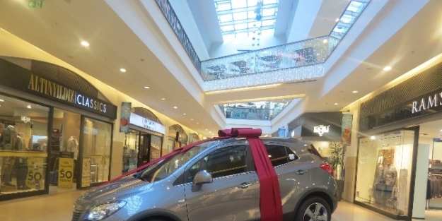 “mutluluğun Anahtarı” Erzurum Alışveriş Merkezinde