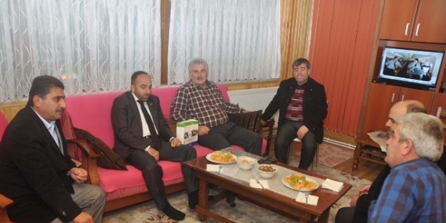 Başkan Üzülmez’den Hastalara Moral Ziyareti