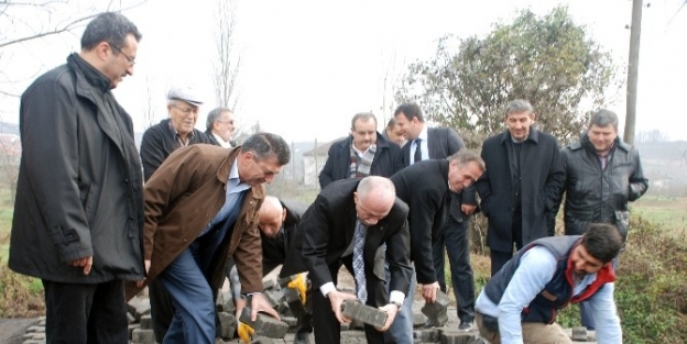 Köylüler İmece Usulüyle 35tl’lik İşi 12 Tl’ye Mal Ediyorlar