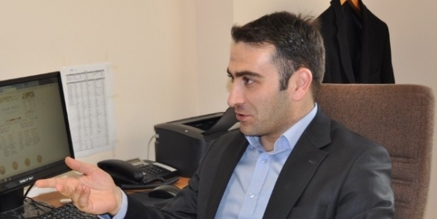 “kadın, Erkeğe Ekonomik Olarak Bağımlı”