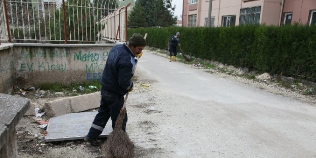 Odunpazarı’nda Okul Bahçeleri Pırıl Pırıl