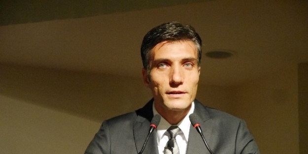 Özgür Yankaya Öğrencilerle Bir Araya Geldi