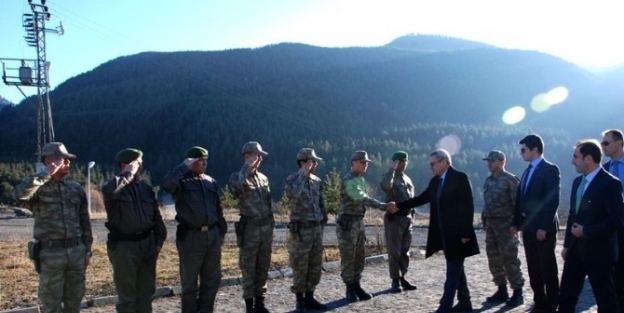 Vali Deniz, Posof’ta İncelemelerde Bulundu