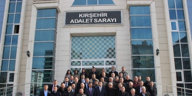 Ak Parti Merkez İlçe Başkanı Mazbatasını Aldı