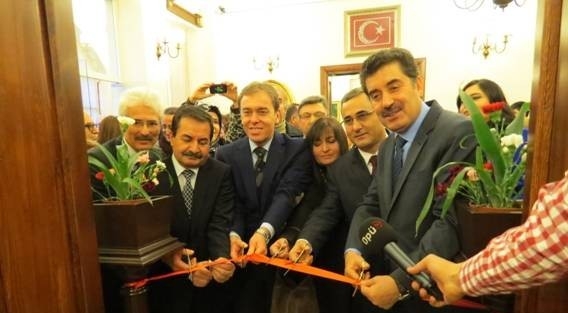 Ankara’da ’rengarenk Kütahya’ Sergisi