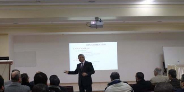 Kilis’te Din Görevlisi Eğitim Semineri Yapıldı