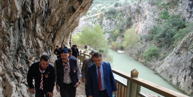 Subaşı, Karaisalı’da Tarihi Ve Turistik Yerleri Gezdi