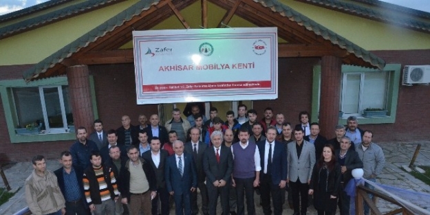 Mobilya Kenti Akhisar Çaliştayi Verimli Geçti