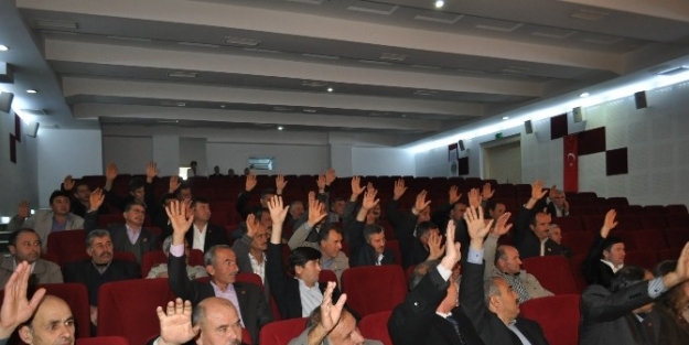 Demirci Syd Vakfı’nda Mütevelli Heyete Muhtar Seçimi Yapıldı