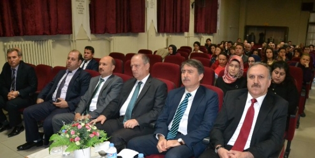 Dyned İngilizce Dil Eğitim Sistemi Tanıtıldı