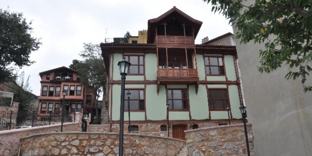 İpek Halı Kursu Yeşil Konak’ta