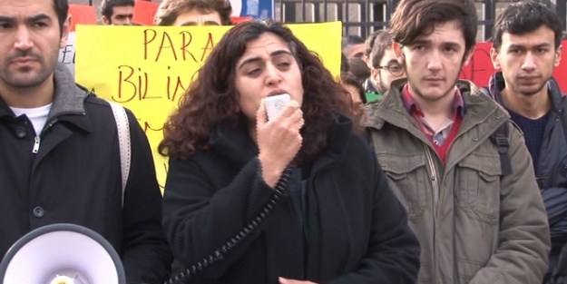 İstanbul Üniversitesi'nde Kobani eylemi