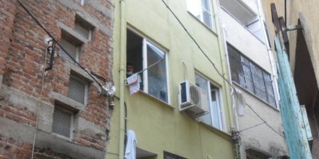 Edremit’ Te Çöp Ev Temizlendi