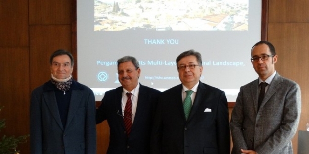 Unesco Dünya Mirası Bergama Paris’in Gündeminde