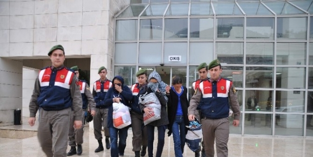 Alanya’da Hırsızlık Zanlısı 3 Kadın Tutuklandı