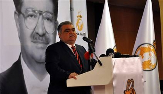 Ahmet Özal'dan yeni parti