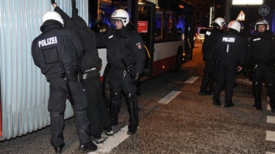 3 Türk gözaltına alındı!