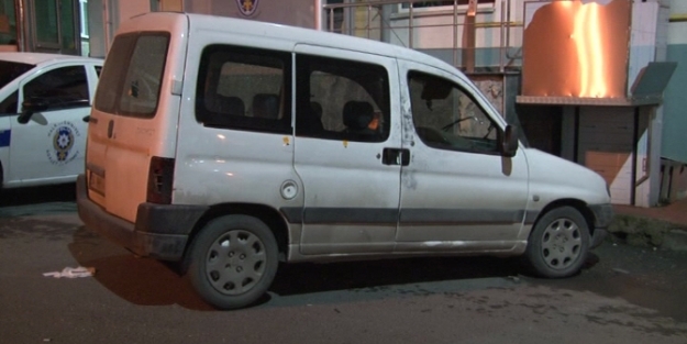 İstanbul'da silahlı saldırı: 2 yaralı